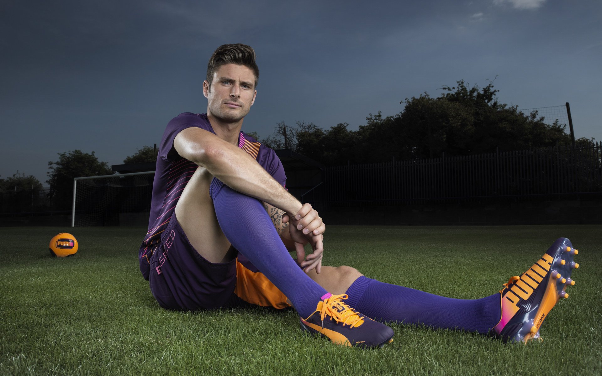 爱游戏 ayx 中国官方网站-虚拟现实足球比赛模拟场景，让青少年体验“未来战场”